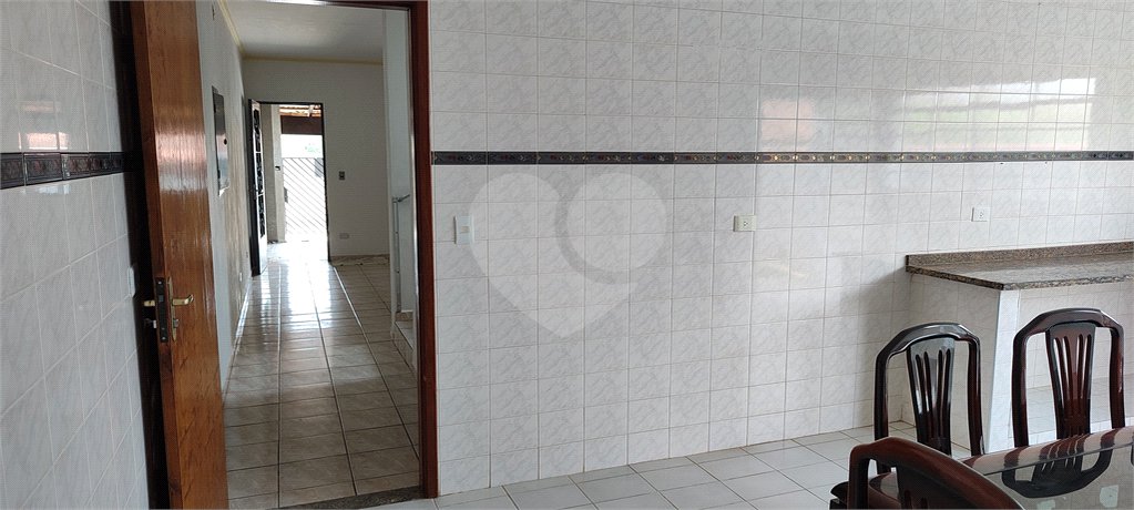 Sobrado à venda com 3 quartos, sendo 1 suíte, em Ressaca, Atibaia, SP
