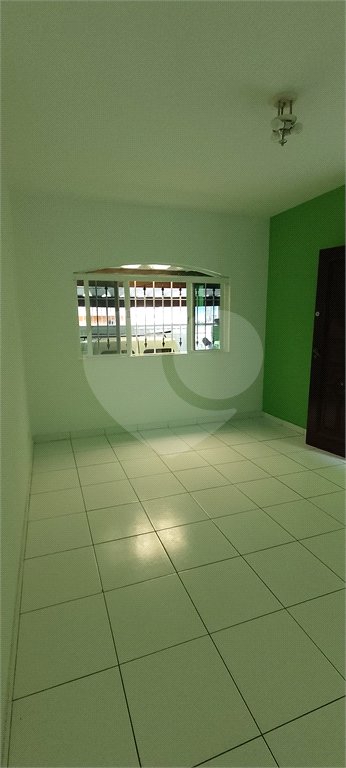 Sobrado à venda com 2 quartos em Jardim Itacolomi, São Paulo, SP