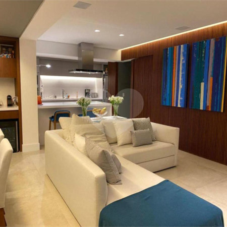 Apartamento à venda com 2 suítes em Cidade Monções, São Paulo, SP