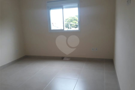 Apartamento à venda com 2 quartos, sendo 1 suíte,  em Jardim Brasil, São Roque, SP