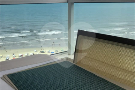 Apartamento à venda com 2 quartos, sendo 1 suíte, em Mirim, Praia Grande, SP