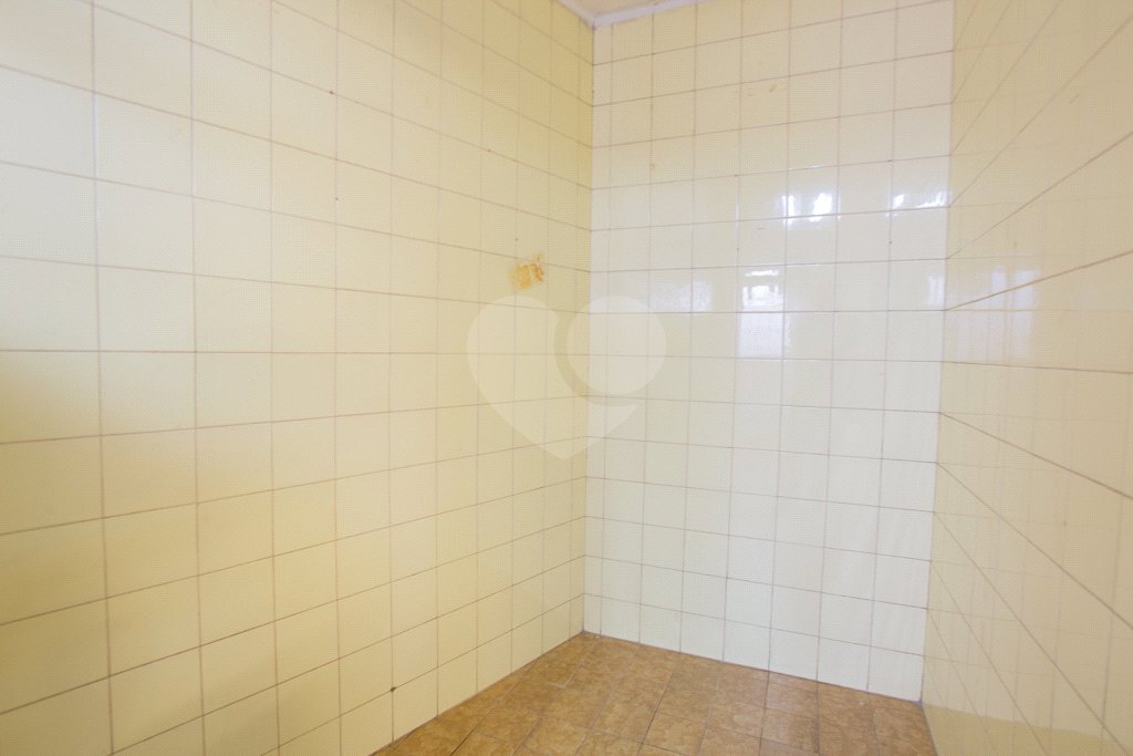Casa à venda ou para alugar com 3 quartos, sendo 1 suíte,  em Mirandópolis, São Paulo, SP