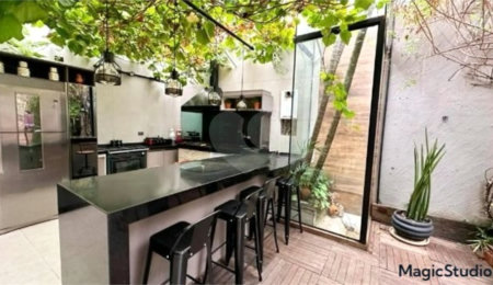 Casa à venda com 4 quartos, sendo 3 suítes,  em Jardim Guairaca, São Paulo, SP