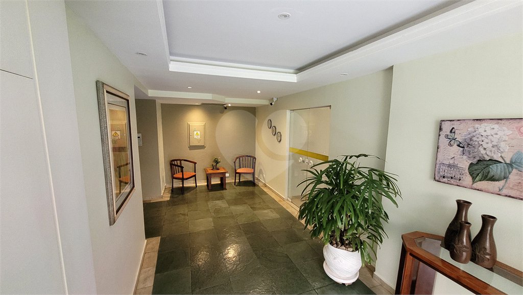 Apartamento à venda com 2 quartos, sendo 1 suíte,  em Vila Mariana, São Paulo, SP