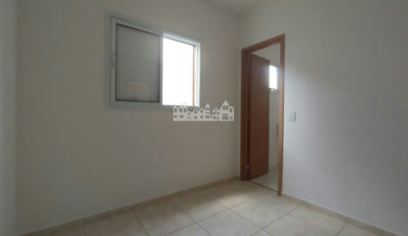Casa à venda com 2 quartos, sendo 1 suíte,  no condomínio Figueiras, Atibaia - SP