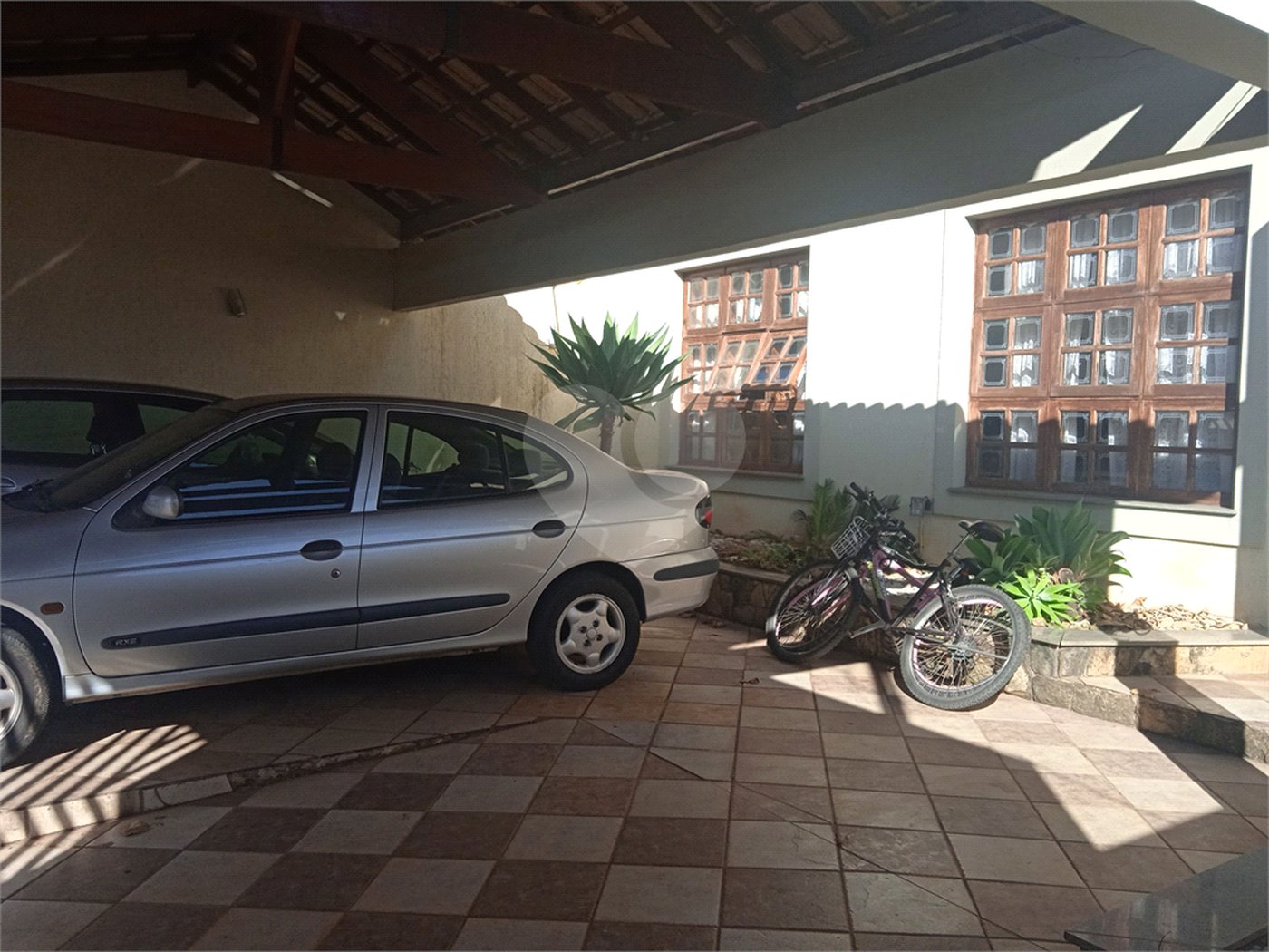 Casa à venda com 8 quartos, sendo 3 suítes, em Jardim Terceiro Centenário, Atibaia, SP