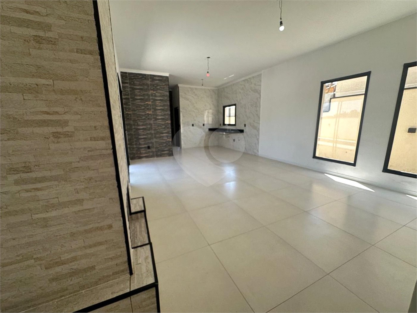 Casa à venda com 3 quartos, sendo 1 suíte, em Jardim Paraíso da Usina, Atibaia, SP