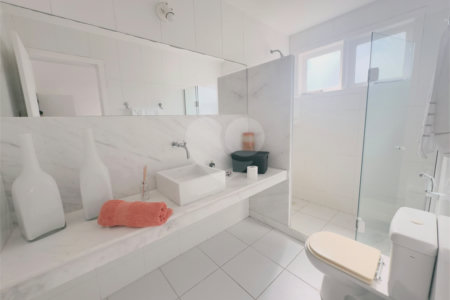 Casa em condomínio à venda com 4 quartos, sendo 3 suítes, em Manguinhos, Armação dos Búzios, RJ
