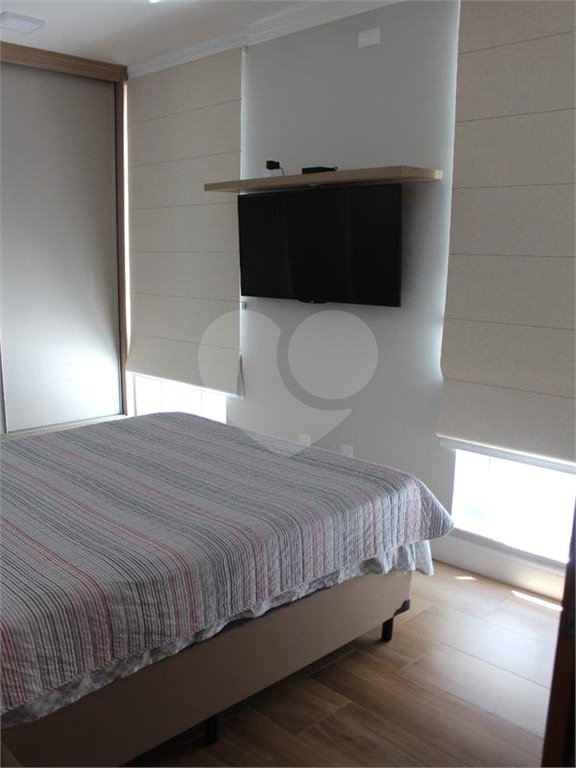 Casa à venda com 3 quartos, sendo 2 suítes, no condomínio Residencial Mantova, Indaiatuba - SP