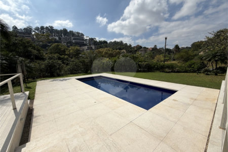 Casa à venda com 4 suítes em Residencial Tamboré, Barueri, SP