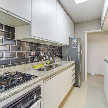 Apartamento à venda com 3 quartos, sendo 1 suíte, em Alto da Boa Vista, São Paulo, SP