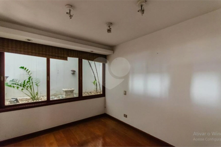 Casa para venda no Jardim da Gloria 4 dormitórios 2 suítes 4 vagas