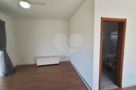 Casa à venda com 4 quartos, sendo 3 suítes,  no condomínio Fazenda Alta Vista, Salto de Pirapora - SP