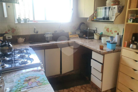 Casa à venda com 4 quartos, sendo 1 suíte, em Rolinópolis, São Paulo, SP