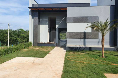 Casa à venda com 3 suítes no condomínio Residencial Mantova, Indaiatuba - SP