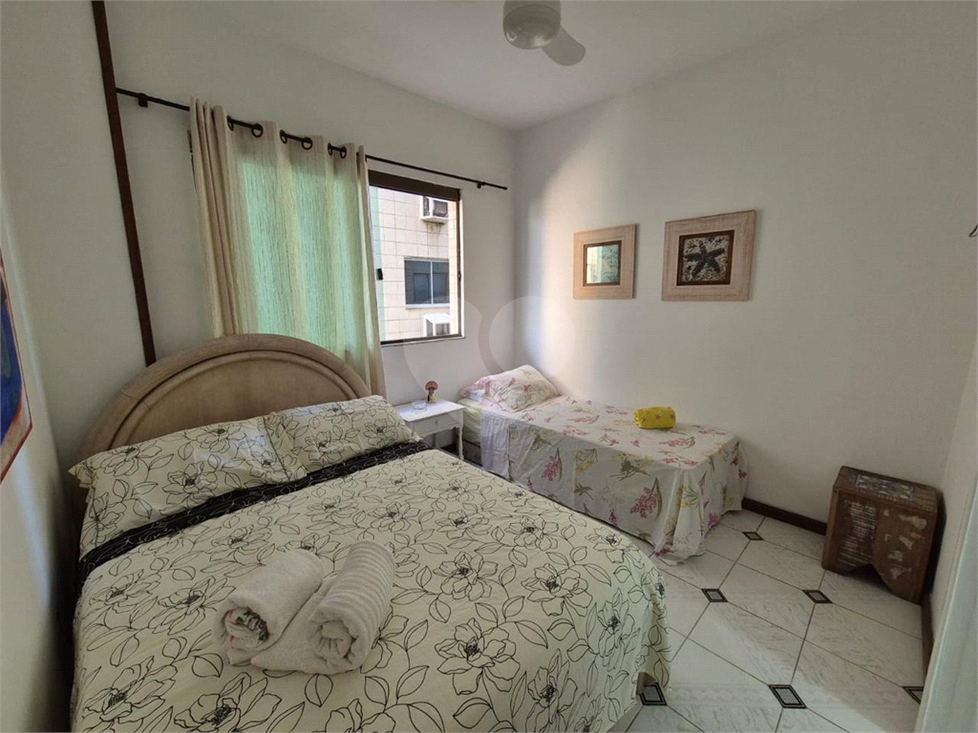 Apartamento à venda com 3 quartos, sendo 1 suíte,  no Centro, Cabo Frio, RJ
