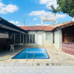 Casa à venda com 4 quartos, sendo 1 suíte, em Jardim São Bento, São Paulo, SP