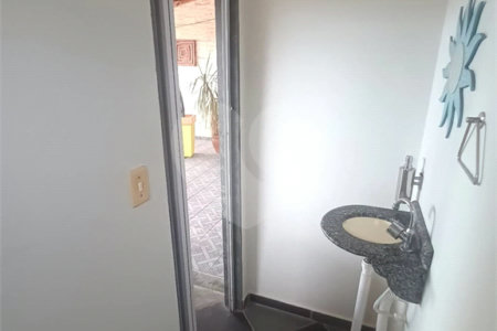 Casa à venda com 2 quartos, sendo 1 suíte, no condomínio Parque Central, Rio de Janeiro - RJ