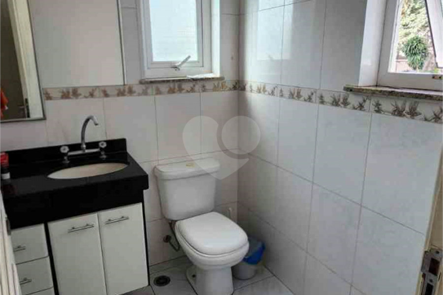 Casa à venda com 3 suítes no condomínio Quinta de Santo Antônio, São Paulo - SP