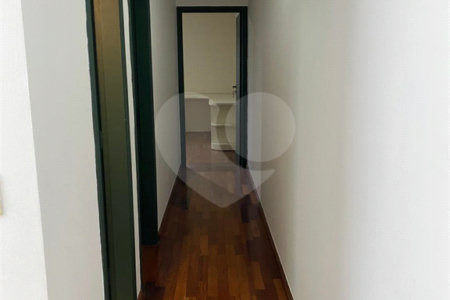 Sobrado à venda com 3 quartos, sendo 1 suíte, em Vila Lageado, São Paulo, SP
