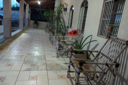 Casa à venda com 3 quartos, sendo 1 suíte, em Chácaras Guanabara, Guararema, SP