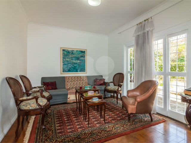Casa à venda com 3 quartos, sendo 1 suíte,  em Jardim Paulistano, São Paulo, SP