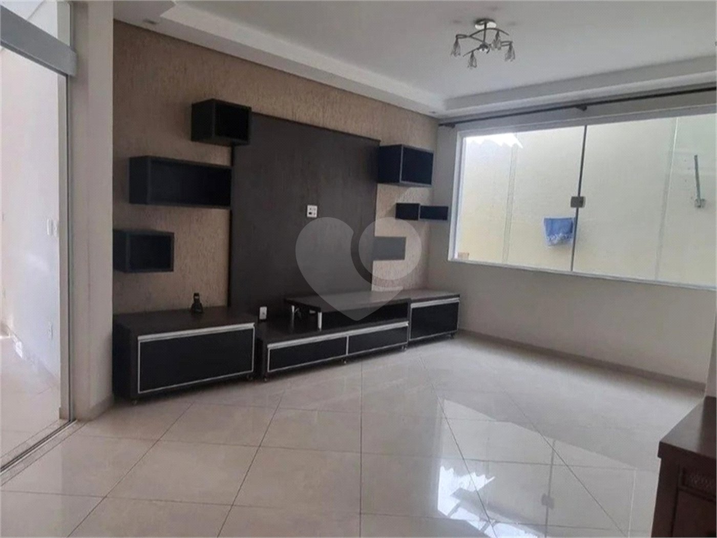 Casa à venda com 4 suítes no condomínio Mont Blanc, Sorocaba - SP