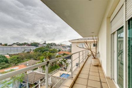 Casa à venda com 4 suítes em Chácara Monte Alegre, São Paulo, SP