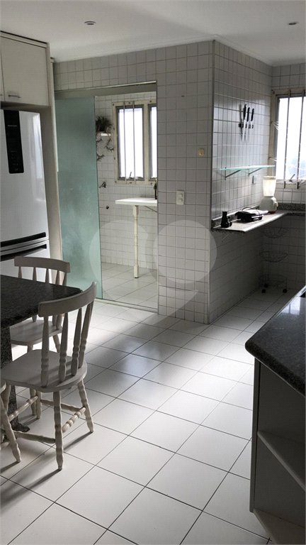 Apartamento à venda com 3 quartos, sendo 1 suíte, em Vila Olímpia, São Paulo, SP