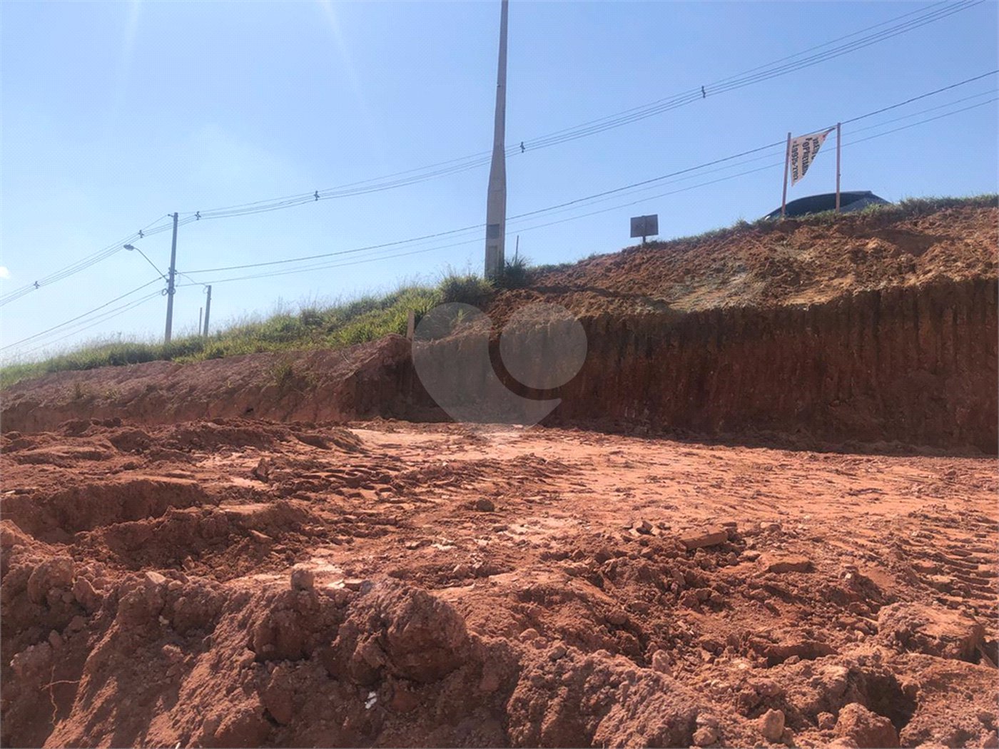 Terreno à venda no condomínio Altos da Floresta, Bom Jesus dos Perdões - SP