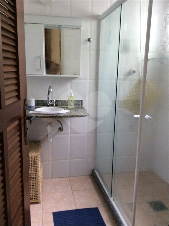 Casa à venda com 4 quartos, sendo 1 suíte, em Ogiva, Cabo Frio, RJ