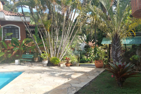 Casa à venda ou para alugar com 5 quartos, sendo 1 suíte, em Cumbari, Mairiporã, SP