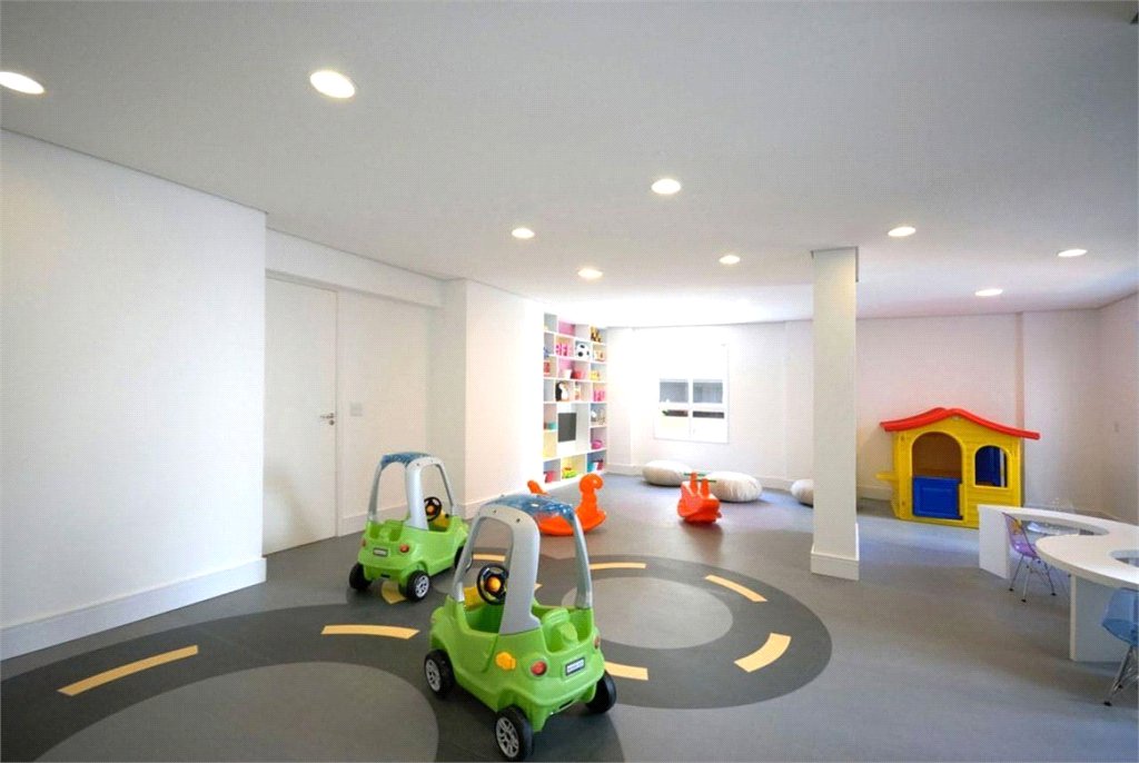 Apartamento à venda com 2 quartos, sendo 1 suíte,  em Cambuci, São Paulo, SP