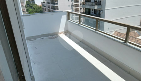 Apartamento à venda com 2 quartos, sendo 1 suíte,  em Tijuca, Rio de Janeiro, RJ