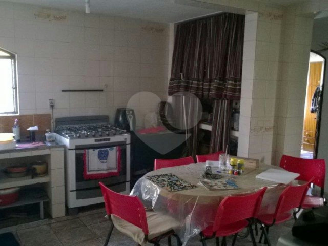 Casa à venda com 4 quartos, sendo 1 suíte,  em Santana, São Paulo, SP