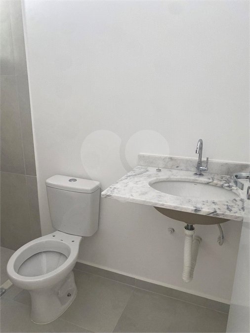 Casa à venda com 2 suítes no condomínio Vila Ilha de Creta, Valinhos - SP