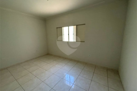 Casa à venda com 2 quartos, sendo 1 suíte, em Jardim Nair Maria, Salto, SP