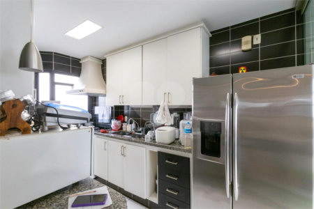 Apartamento à venda com 3 quartos, sendo 2 suítes, em Cidade Monções, São Paulo, SP
