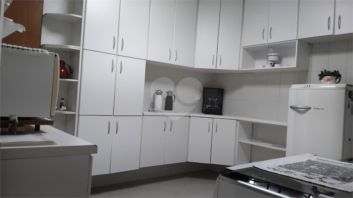 Casa à venda com 4 quartos, sendo 3 suítes,  em Vila Polopoli, São Paulo, SP