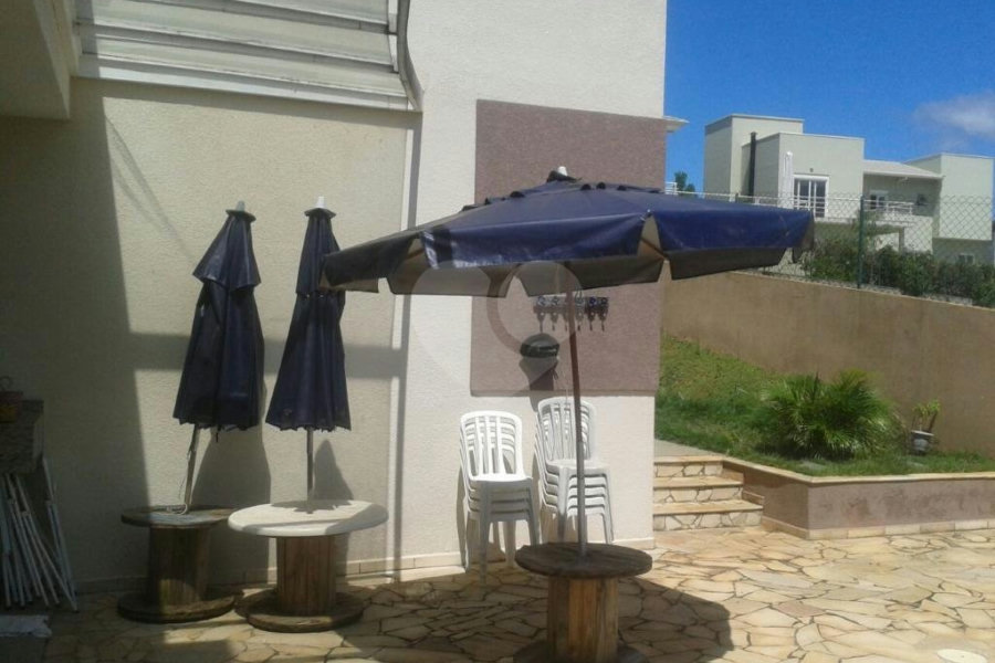 Casa à venda com 4 suítes em Guaxinduva, Atibaia, SP