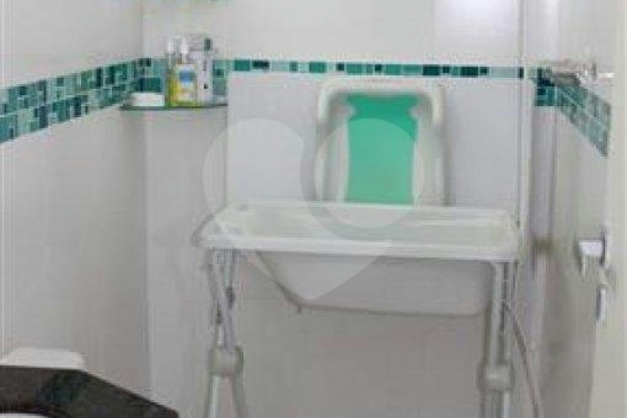 Sobrado à venda com 3 suítes em Vila Nivi, São Paulo, SP