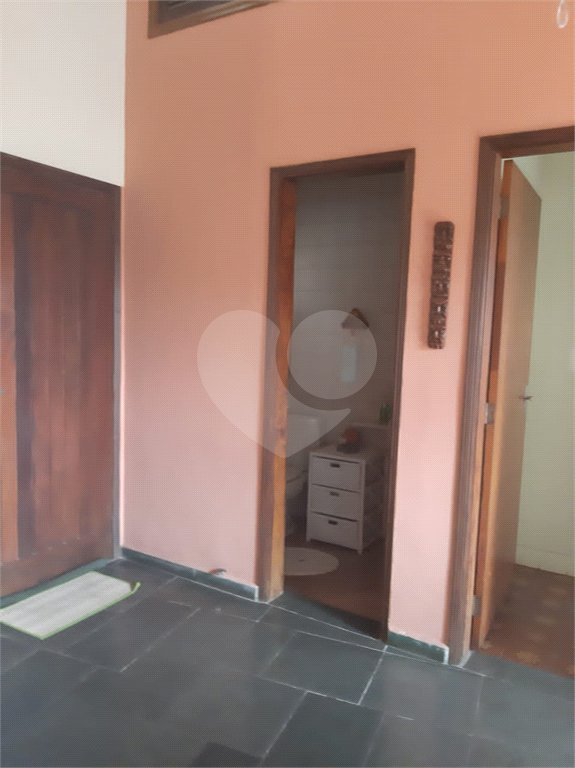 Sobrado à venda com 3 quartos, sendo 1 suíte, em Roseira, Mairiporã, SP
