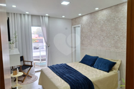 Sobrado à venda com 4 quartos, sendo 2 suítes, em Nova Petrópolis, São Bernardo do Campo, SP