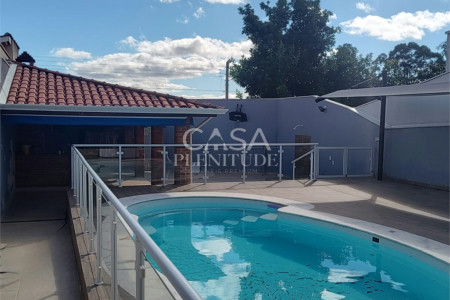Casa Térrea à venda com 3 quartos, sendo 1 suíte,  em Jardim Rosália Alcolea, Sorocaba, SP
