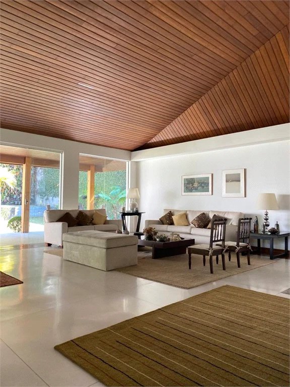 Casa à venda com 3 suítes em Fazenda Morumbi, São Paulo, SP