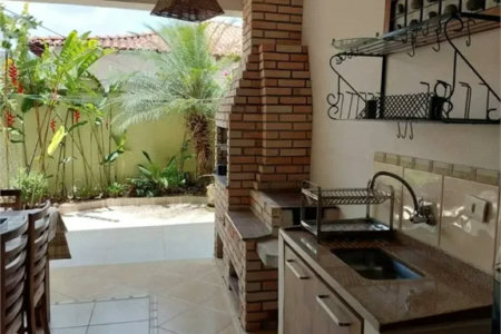Sobrado à venda com 3 quartos, sendo 1 suíte, em Jardim das Vertentes, São Paulo, SP