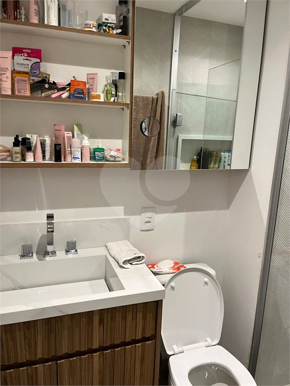 Apartamento à venda ou para alugar com 1 suíte em Pinheiros, São Paulo, SP