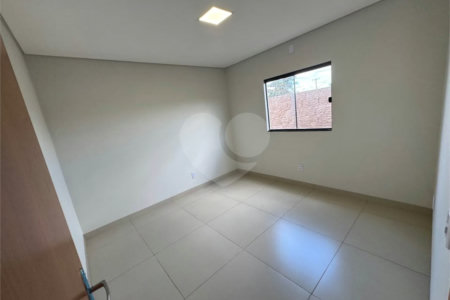 Casa à venda com 2 quartos em Jardim Nova Ponta Porã, Ponta Porã, MS