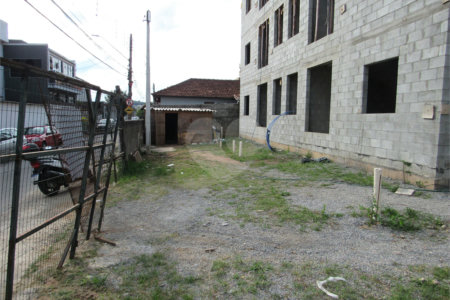 Casa à venda com 2 quartos no condomínio Edifício Cristo Rei, Arujá - SP