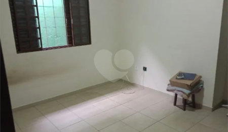 Casa à venda com 3 quartos em Jardim Santa Júlia, São José dos Campos, SP
